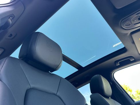 New 2026 Porsche Cayenne AWD/4WD image 19