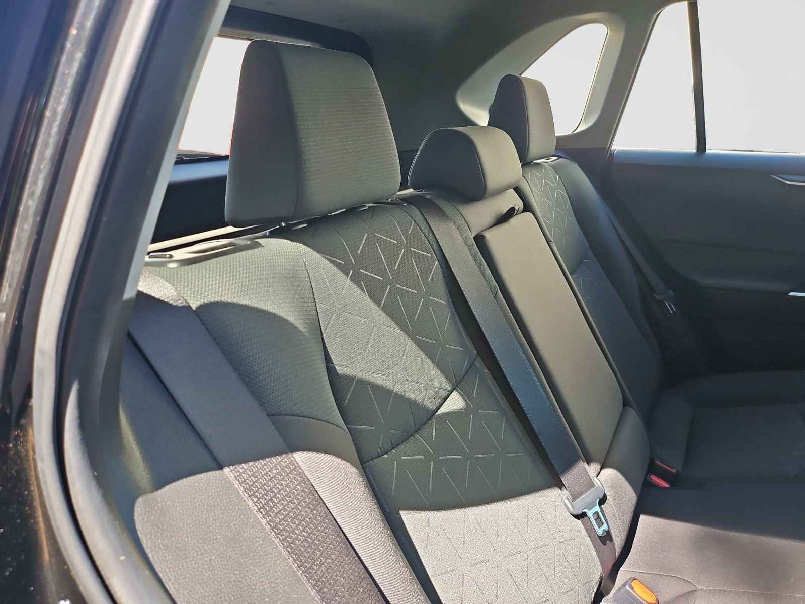 Used 2024 Toyota RAV4 AWD Hybrid image 45