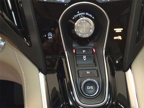 Certified 2024 Acura RDX w/ Technology Package image 20