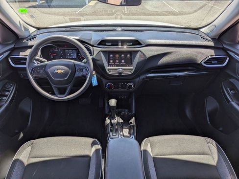 Used 2022 Chevrolet TrailBlazer LS w/ LPO, Blackout Package AWD/4WD image 21