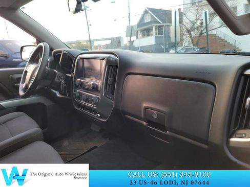 Used 2017 Chevrolet Silverado 1500 LT w/ All Star Edition image 15