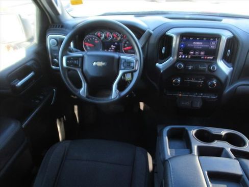Used 2020 Chevrolet Silverado 1500 LT image 14
