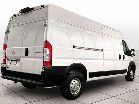 Used 2023 RAM ProMaster 2500 w/ Convenience Group image 11