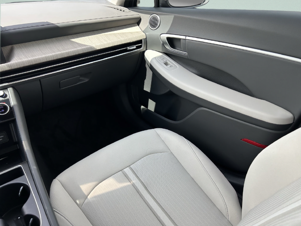 New 2026 Hyundai Sonata SEL FWD image 21