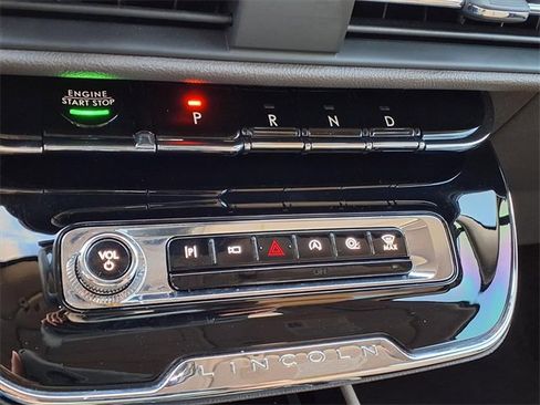 Certified 2023 Lincoln Corsair FWD w/ Equipment Group 101A image 20