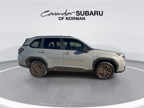 Used 2025 Subaru Forester Sport image 9