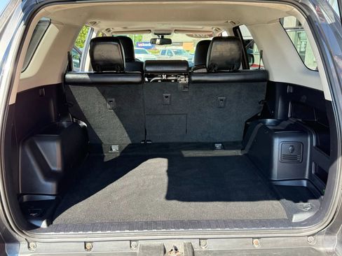 Used 2011 Toyota 4Runner SR5 image 26