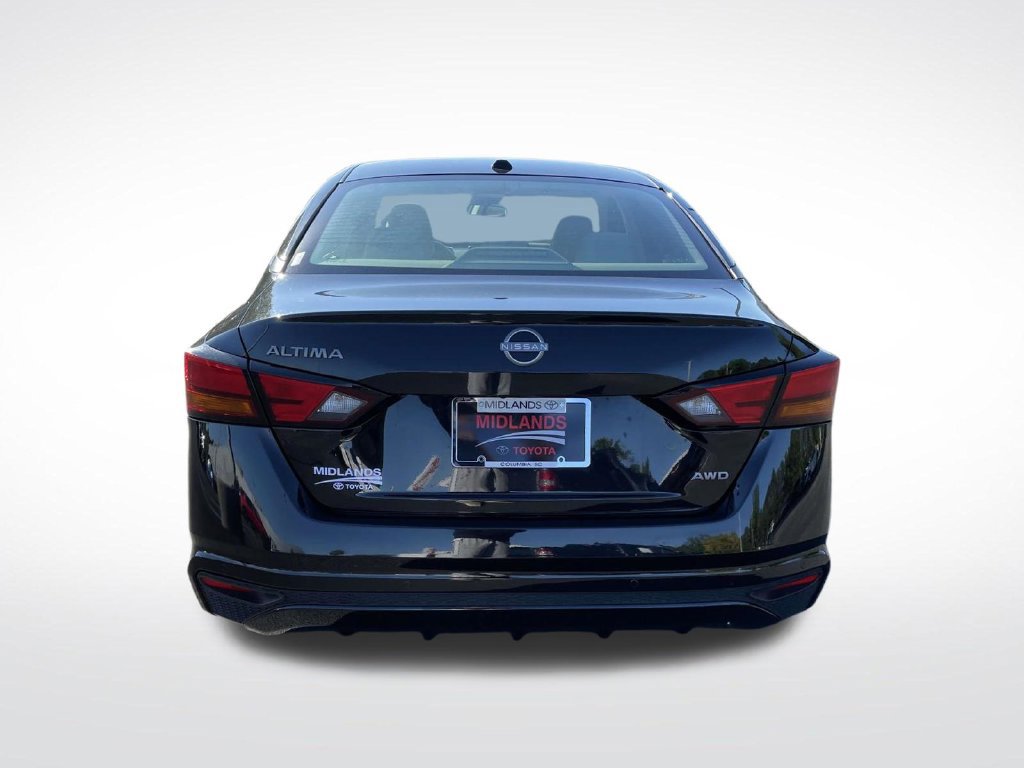 Used 2025 Nissan Altima 2.5 SV AWD/4WD image 14