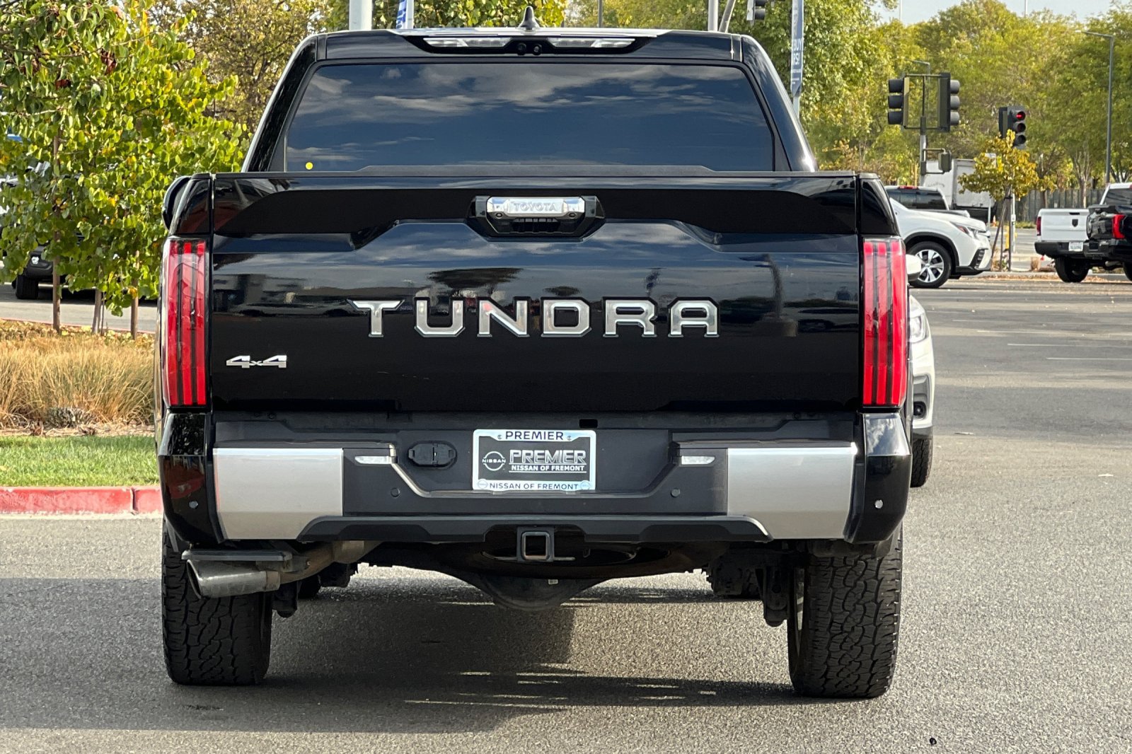 Used 2024 Toyota Tundra Capstone AWD/4WD image 5