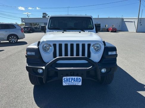 Used 2020 Jeep Wrangler Sport image 2