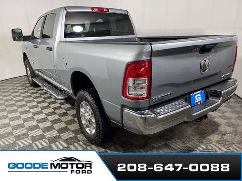 Used 2024 RAM 2500 Big Horn AWD/4WD image 5