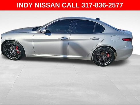 Used 2017 Alfa Romeo Giulia Ti w/ TI 19" Sport Package image 1