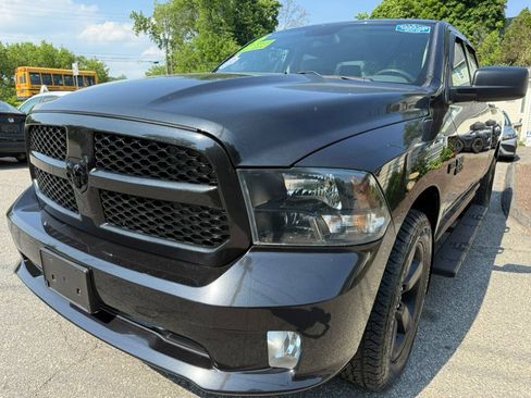 Used 2016 RAM 1500 Express w/ Black Ram 1500 Express Group AWD/4WD image 2