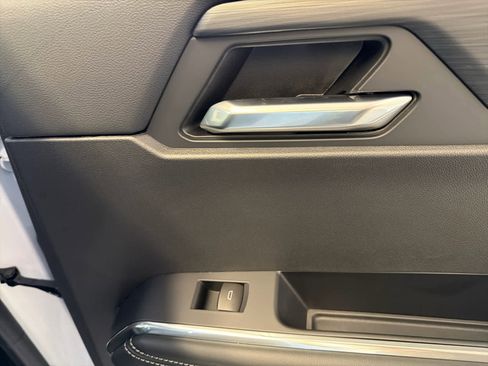 New 2026 GMC Acadia Elevation w/ Black Edition image 38