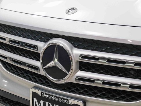 Certified 2022 Mercedes-Benz GLB 250 image 13