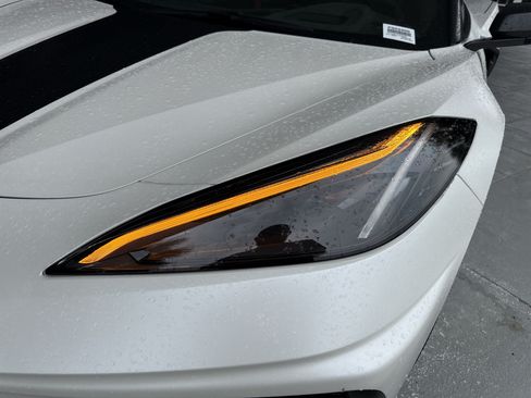 Used 2023 Chevrolet Corvette Stingray Premium Conv w/ Z51 Performance Package RWD image 5