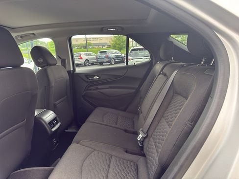 Used 2020 Chevrolet Equinox LT AWD/4WD image 10