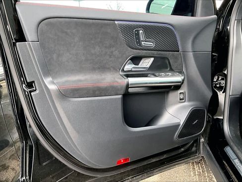 Used 2025 Mercedes-Benz GLA 250 image 21