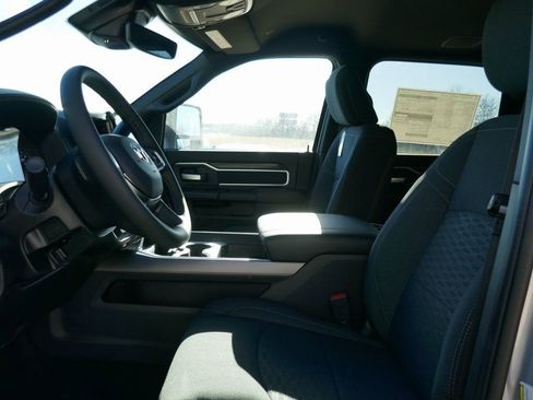 New 2026 RAM 2500 Big Horn AWD/4WD image 14