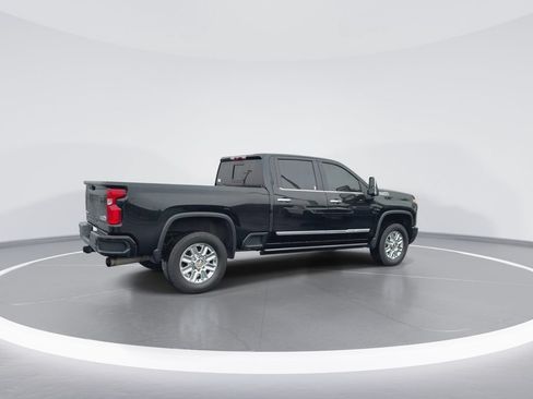 Used 2024 Chevrolet Silverado 2500 High Country AWD/4WD image 8