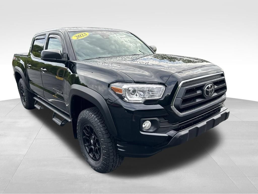 Certified 2023 Toyota Tacoma SR5 w/ SX Package AWD/4WD image 7