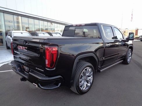 Used 2024 GMC Sierra 1500 Denali w/ Denali Reserve Package image 8