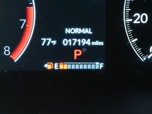 Used 2025 Honda CR-V EX image 17