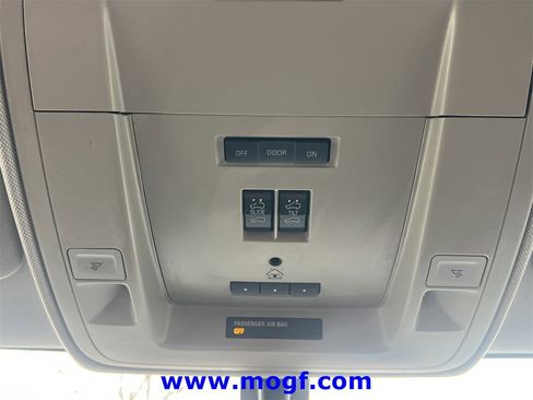 Used 2015 GMC Sierra 1500 SLT w/ All-Terrain Package image 16