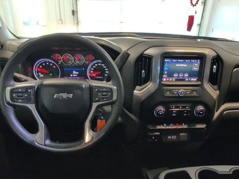 Used 2021 Chevrolet Silverado 1500 Custom Trail Boss w/ Safety Confidence Package image 15