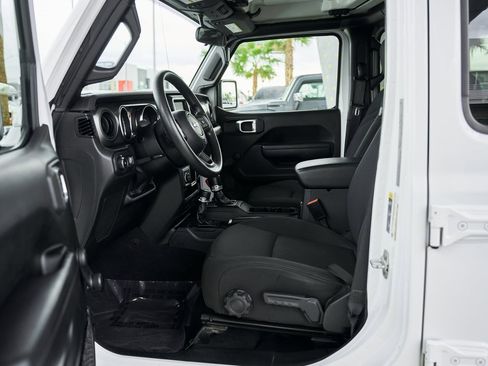 Used 2023 Jeep Wrangler Sport image 23