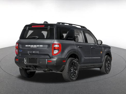 Used 2025 Ford Bronco Sport Badlands AWD/4WD image 2