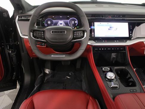 Used 2024 Jeep Wagoneer Launch Edition image 13