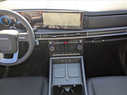 Used 2025 Hyundai Santa Fe XRT image 18