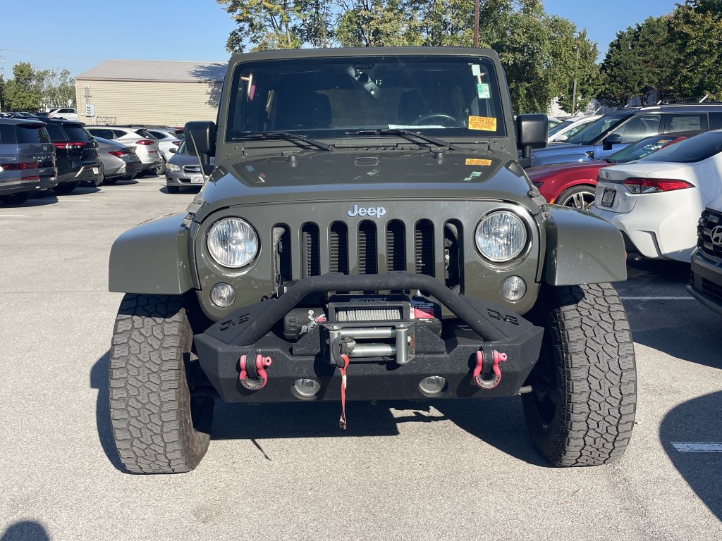 Used 2015 Jeep Wrangler Unlimited Sahara w/ Dual Top Group AWD/4WD image 2