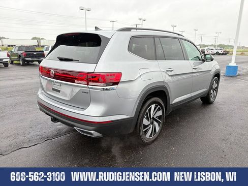 Used 2026 Volkswagen Atlas SE AWD/4WD image 5