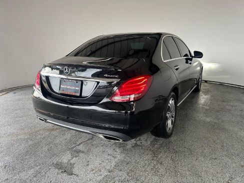 Used 2017 Mercedes-Benz C 300 4MATIC Sedan image 3