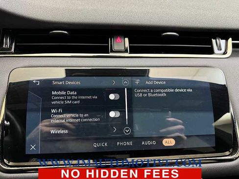 Used 2022 Land Rover Range Rover Evoque R-Dynamic SE image 24