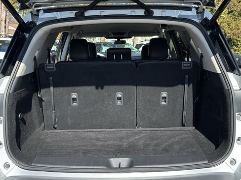 Certified 2023 Nissan Pathfinder SL w/ Black Appearance Package image 25