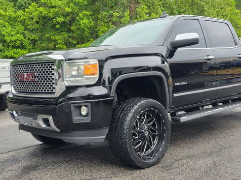 Used 2015 GMC Sierra 1500 Denali AWD/4WD image 2