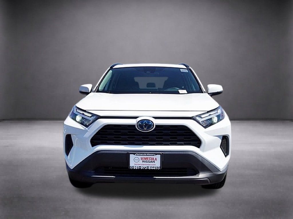 Used 2024 Toyota RAV4 LE AWD/4WD image 11