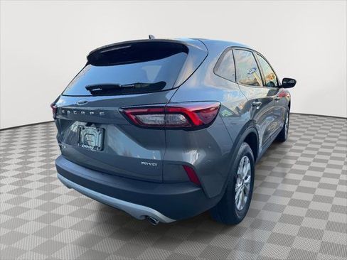 Used 2025 Ford Escape Active w/ Cold Weather Package image 3