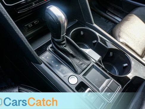 Used 2018 Volkswagen Atlas SEL FWD image 31