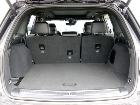 New 2025 Jeep Grand Cherokee Overland w/ Luxury Tech Group IV image 21