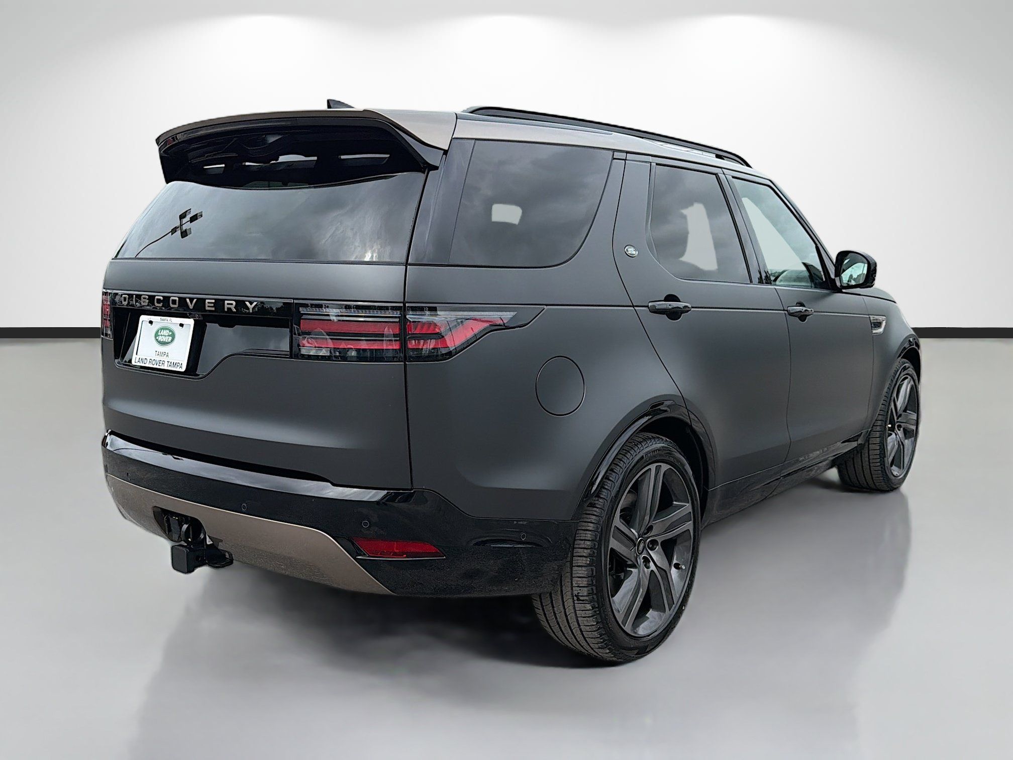 New 2026 Land Rover Discovery Limited Edition AWD/4WD image 5