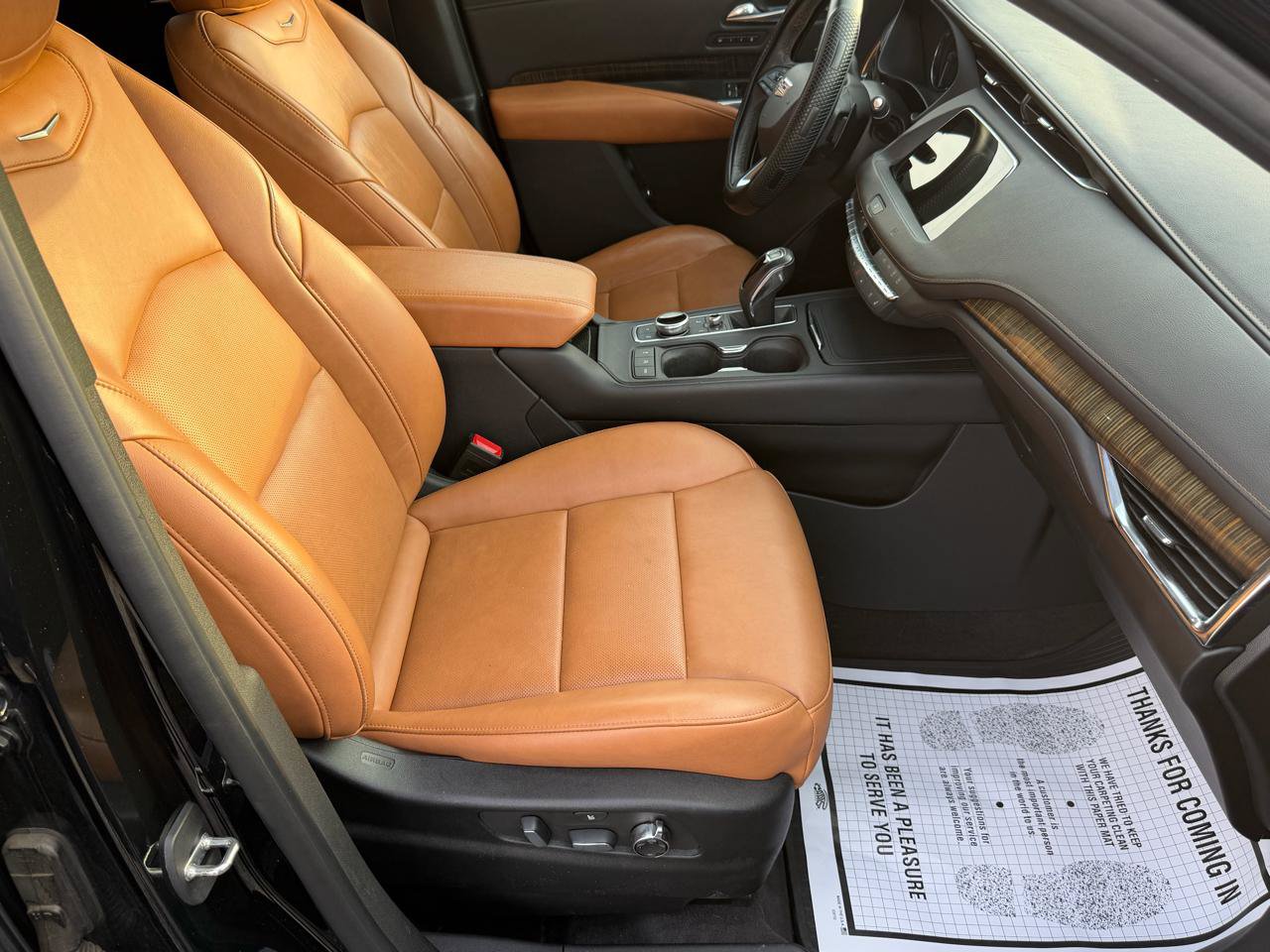 Used 2019 Cadillac XT4 Premium Luxury AWD/4WD image 13