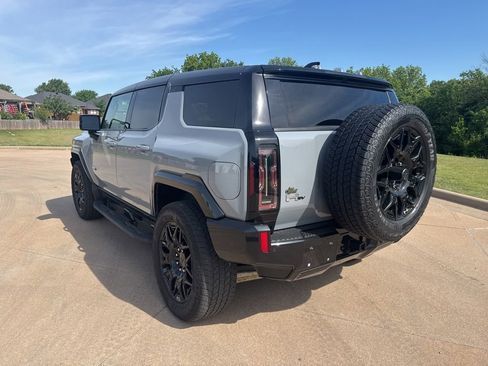 Used 2024 GMC Hummer EV 2X AWD/4WD image 4