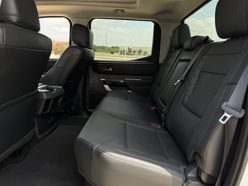 Used 2024 Toyota Tundra Limited AWD/4WD image 30