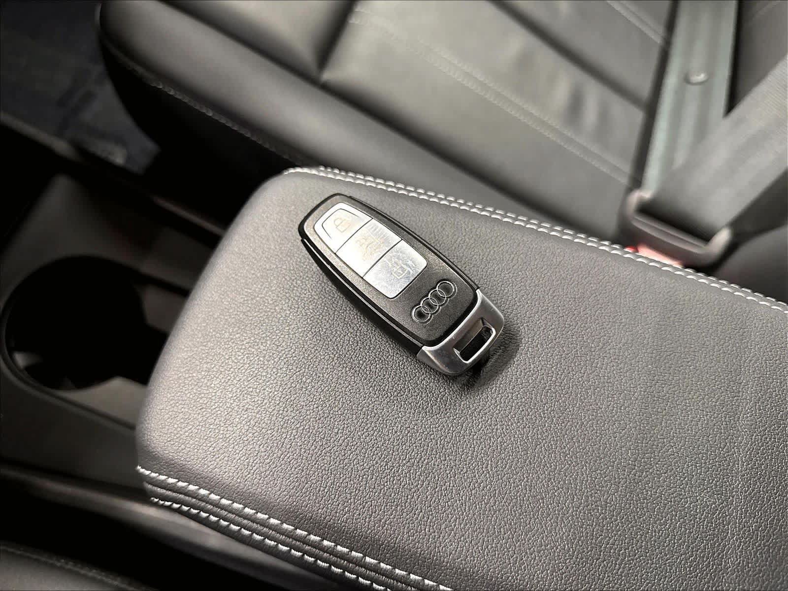 Used 2024 Audi Q4 e-tron Premium Plus w/ Premium Plus RWD image 13