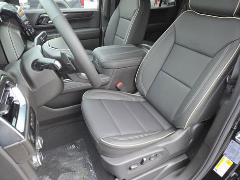 New 2026 GMC Yukon Elevation image 34