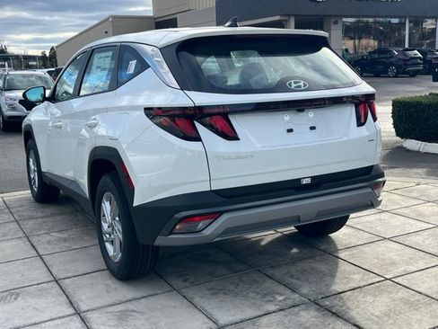 New 2026 Hyundai Tucson SE image 9